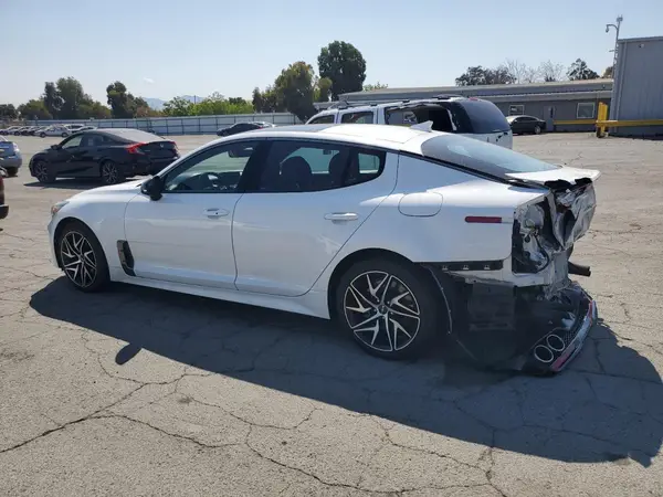 KNAE35LDXN6109723 2022 KIA STINGER - Image 2