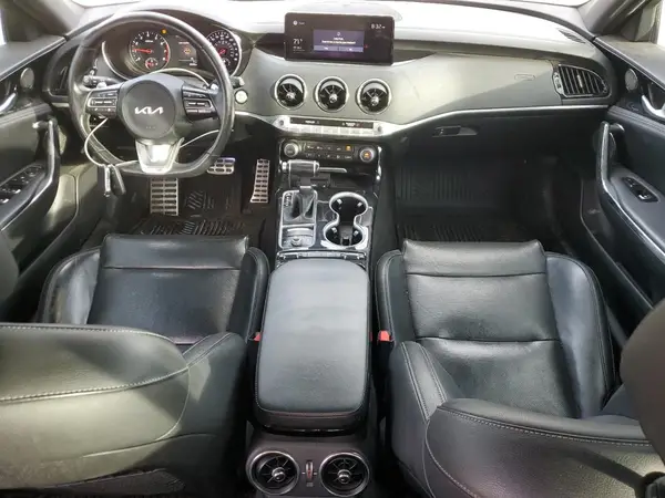 KNAE35LDXN6110399 2022 KIA STINGER - Image 8