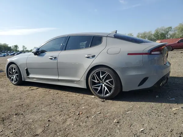 KNAE35LDXN6112668 2022 KIA STINGER - Image 2