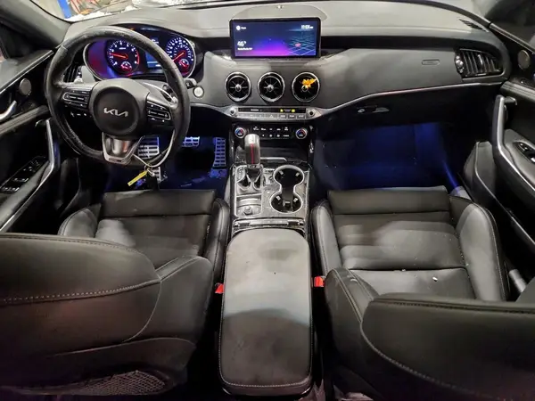 KNAE35LDXN6113125 2022 KIA STINGER - Image 8