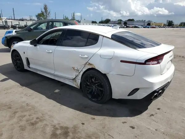 KNAE35LDXN6113268 2022 KIA STINGER - Image 2