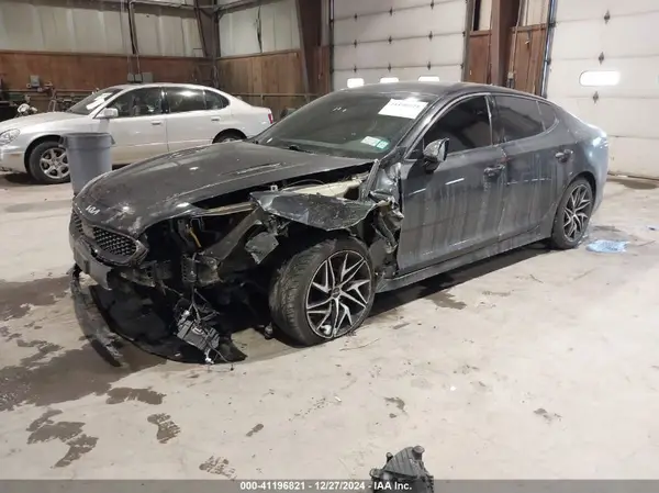 KNAE35LDXN6113724 2022 KIA STINGER - Image 2