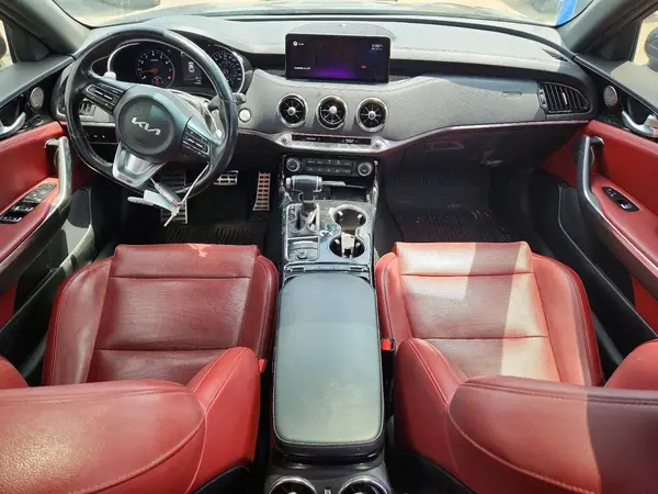 KNAE35LDXN6118955 2022 KIA STINGER - Image 8