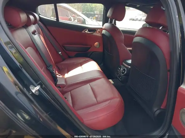 KNAE45LC0J6011265 2018 KIA STINGER - Image 8