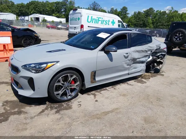 KNAE45LC0K6051654 2019 KIA STINGER - Image 2