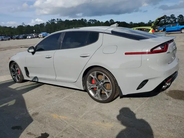 KNAE45LC0K6051881 2019 KIA STINGER - Image 2
