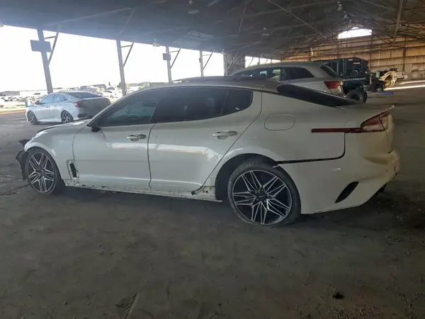KNAE45LC0N6109427 2022 KIA STINGER - Image 2