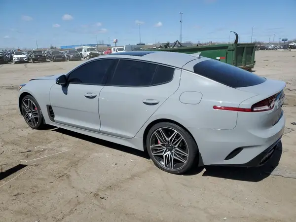 KNAE45LC0N6110593 2022 KIA STINGER - Image 2