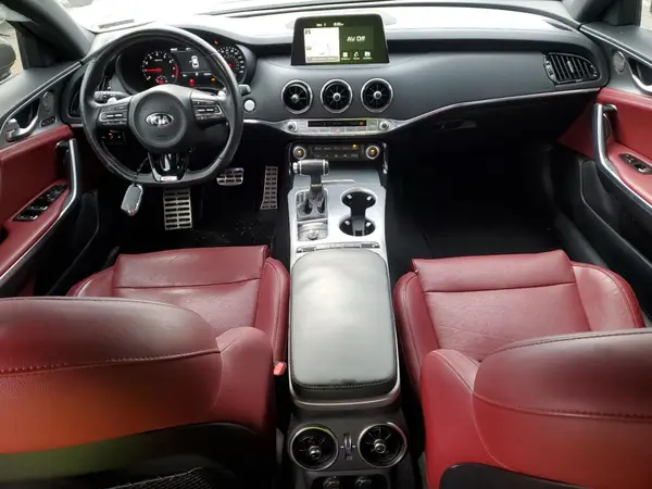 KNAE45LC1J6038779 2018 KIA STINGER - Image 8