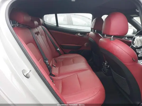 KNAE45LC1K6067040 2019 KIA STINGER - Image 8