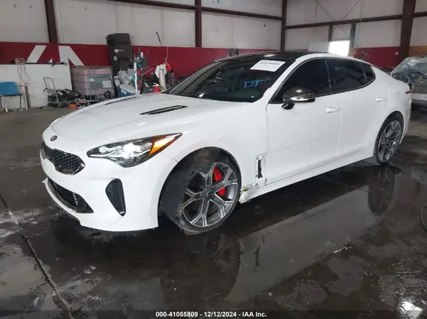 KNAE45LC1L6078380 2020 KIA STINGER - Image 2
