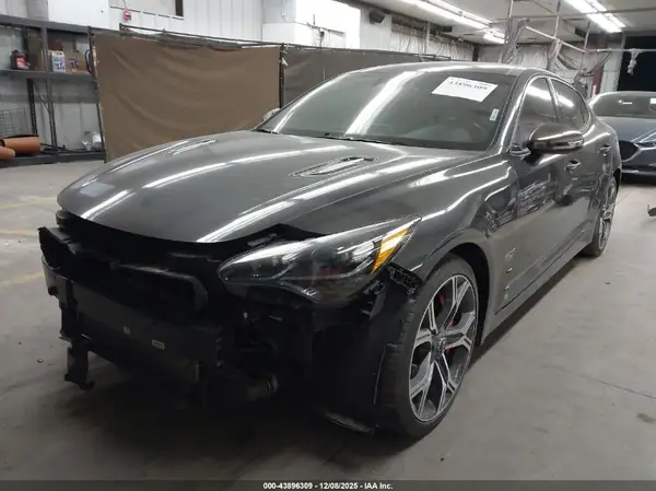 KNAE45LC1M6097268 2021 KIA STINGER - Image 2