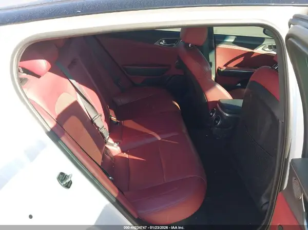 KNAE45LC2J6018248 2018 KIA STINGER - Image 8