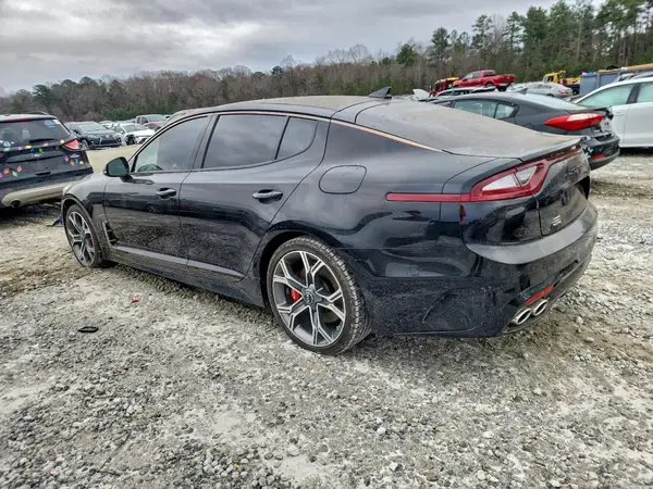 KNAE45LC2J6033140 2018 KIA STINGER - Image 2