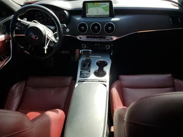 KNAE45LC2J6034448 2018 KIA STINGER - Image 8