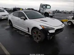 KNAE45LC2J6039973 2018 KIA STINGER