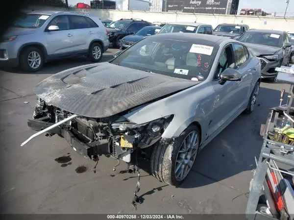 KNAE45LC2K6049548 2019 KIA STINGER - Image 2