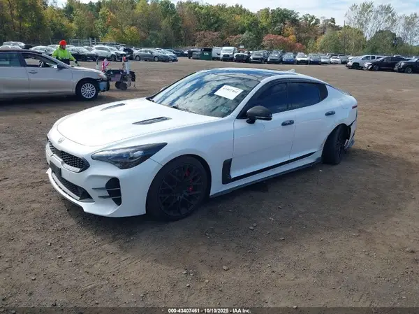 KNAE45LC2M6090281 2021 KIA STINGER - Image 2