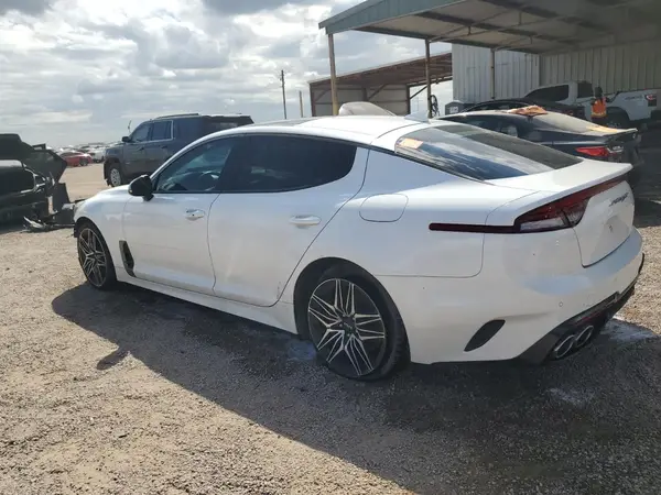 KNAE45LC2N6112720 2022 KIA STINGER - Image 2