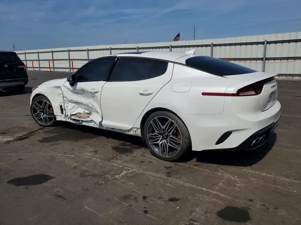 KNAE45LC2N6119408 2022 KIA STINGER - Image 2