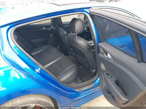 KNAE45LC3J6034071 2018 KIA STINGER - Image 8