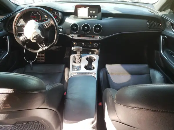 KNAE45LC3J6040257 2018 KIA STINGER - Image 8