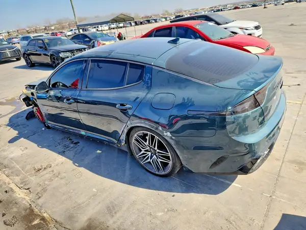 KNAE45LC3N6099606 2022 KIA STINGER - Image 2