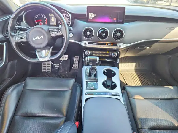 KNAE45LC3N6099606 2022 KIA STINGER - Image 8