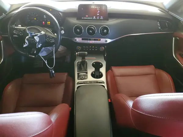 KNAE45LC4J6010300 2018 KIA STINGER - Image 8