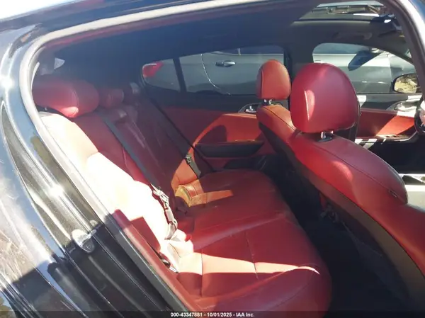 KNAE45LC4J6011267 2018 KIA STINGER - Image 8