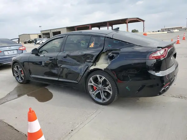 KNAE45LC4J6040140 2018 KIA STINGER - Image 2