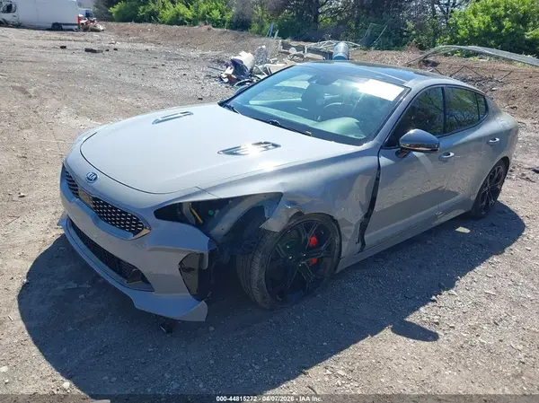 KNAE45LC4L6073853 2020 KIA STINGER - Image 2