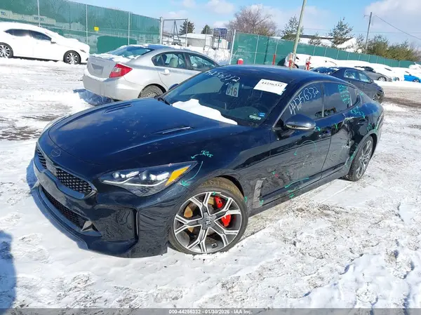KNAE45LC4L6075747 2020 KIA STINGER - Image 2
