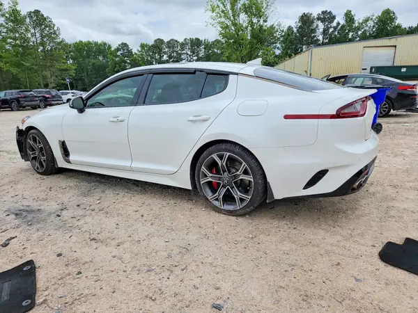 KNAE45LC4L6079720 2020 KIA STINGER - Image 2