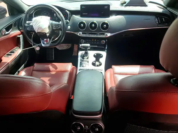KNAE45LC4N6119863 2022 KIA STINGER - Image 8