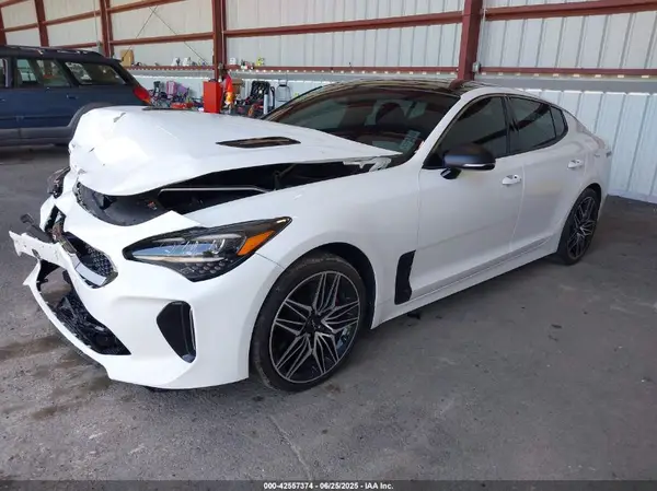 KNAE45LC4N6121063 2022 KIA STINGER - Image 2