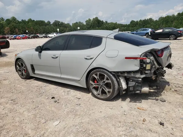 KNAE45LC5K6058356 2019 KIA STINGER - Image 2