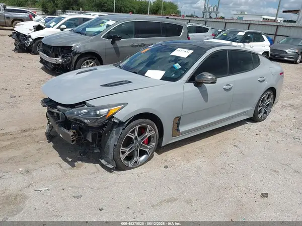 KNAE45LC5K6059927 2019 KIA STINGER - Image 2