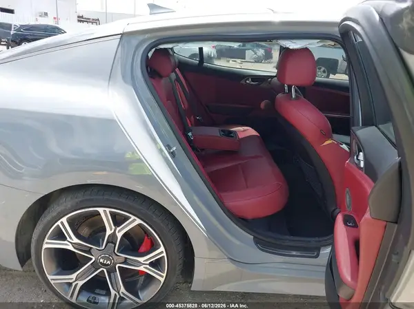 KNAE45LC5K6059927 2019 KIA STINGER - Image 8