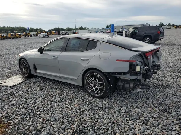 KNAE45LC5N6105910 2022 KIA STINGER - Image 2