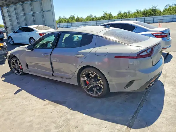 KNAE45LC6J6022786 2018 KIA STINGER - Image 2