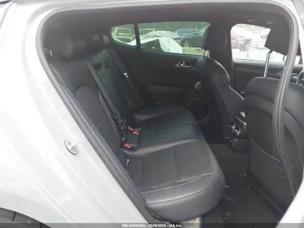 KNAE45LC6J6039751 2018 KIA STINGER - Image 8