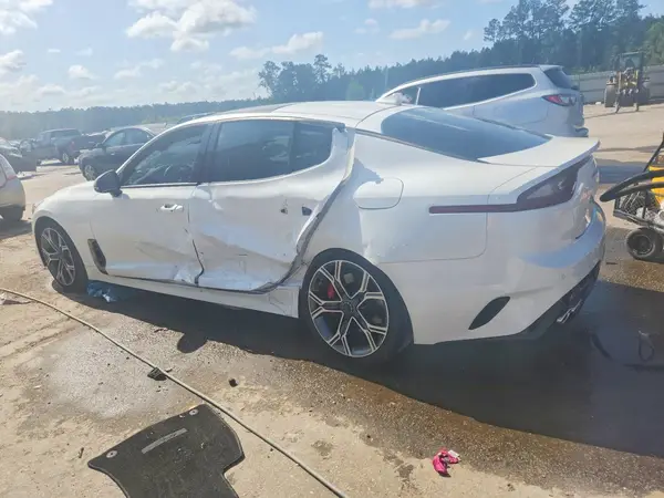 KNAE45LC6L6072008 2020 KIA STINGER - Image 2