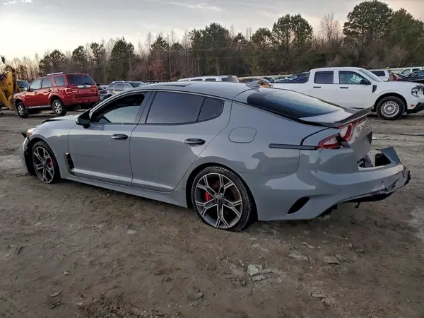 KNAE45LC6L6084630 2020 KIA STINGER - Image 2