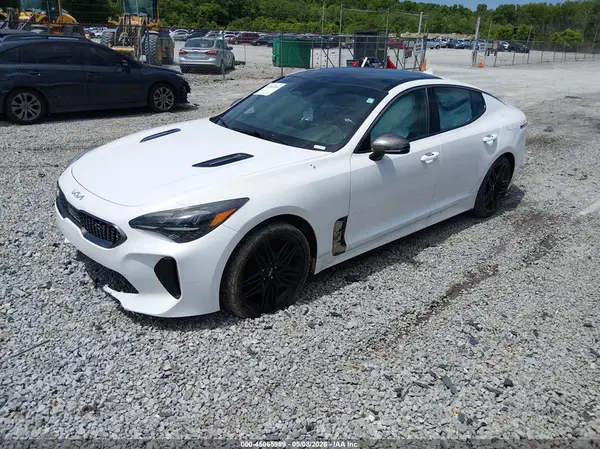 KNAE45LC6N6113031 2022 KIA STINGER - Image 2
