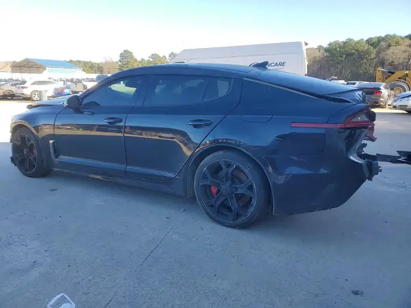 KNAE45LC7J6012090 2018 KIA STINGER - Image 2