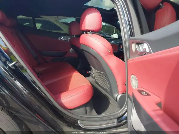 KNAE45LC7J6032694 2018 KIA STINGER - Image 8
