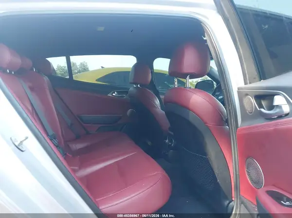KNAE45LC8J6017959 2018 KIA STINGER - Image 8