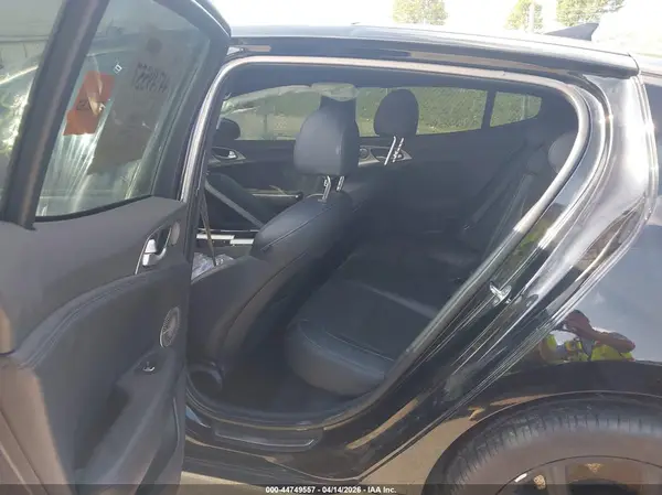 KNAE45LC8J6029013 2018 KIA STINGER - Image 8
