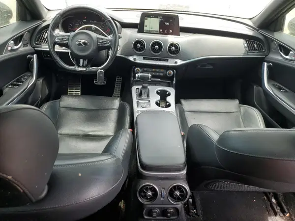 KNAE45LC8J6040805 2018 KIA STINGER - Image 8